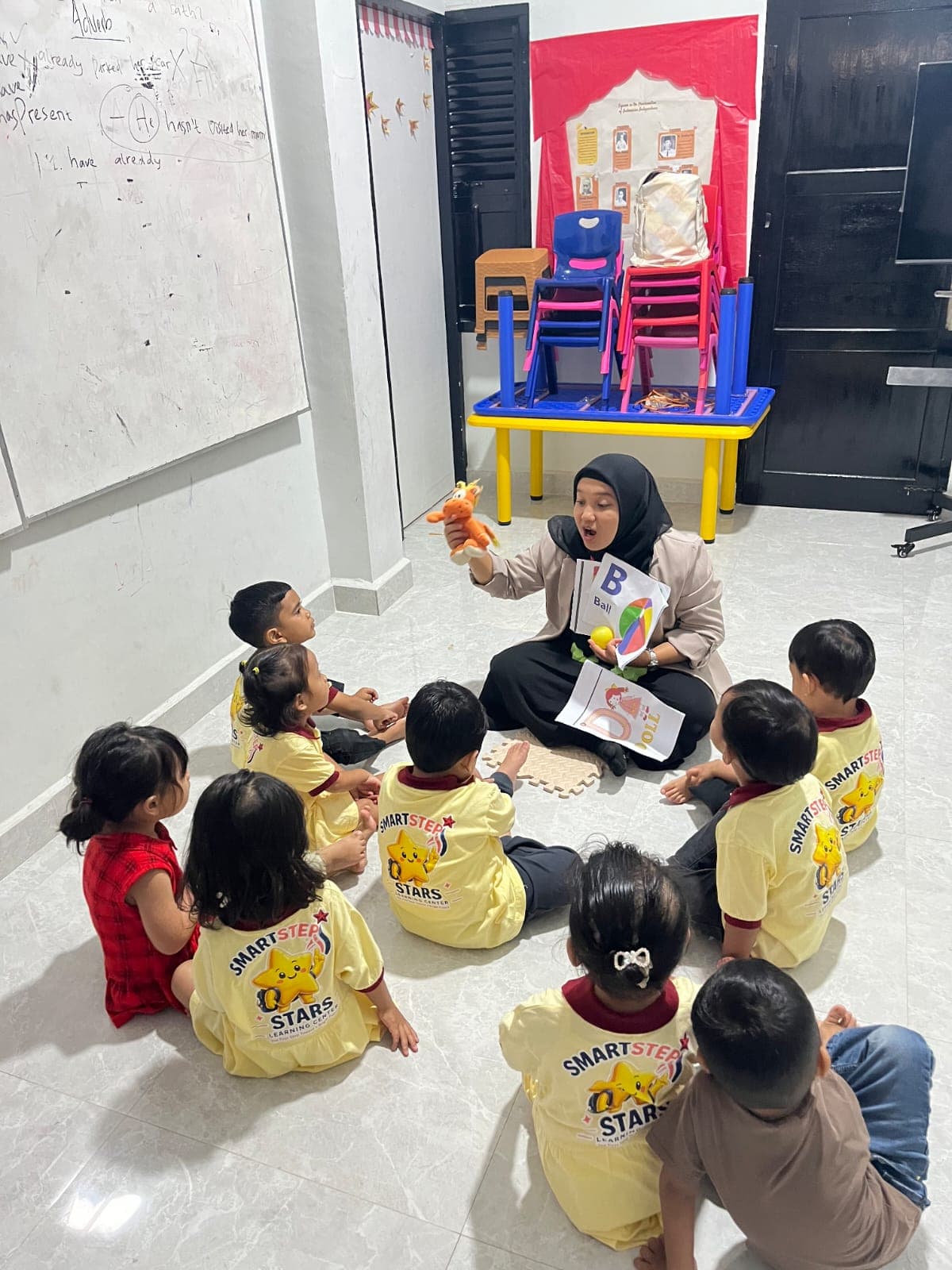 Kegiatan belajar di Smart Step Learning Center